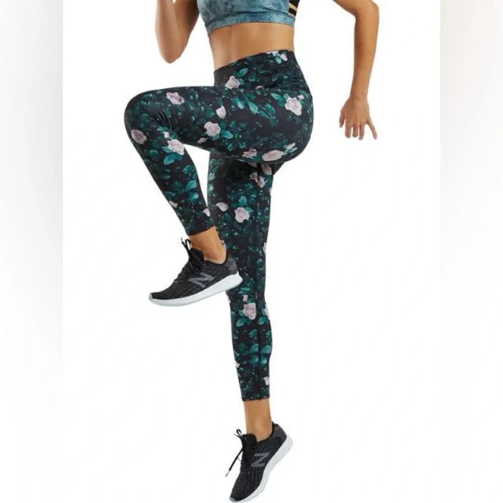 New Onzie Hot Yoga High Rise Legging 228 Rose Bud Floral Print NWT Casual Women